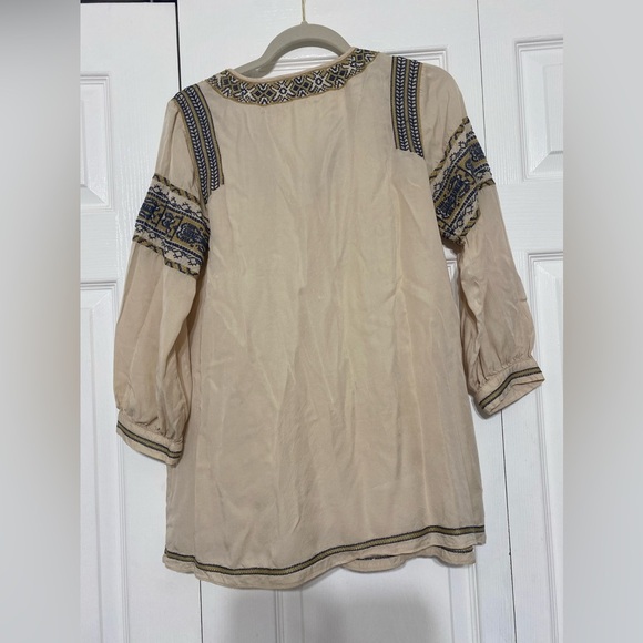 Sundance women’s Embroidered Dakota Beige Tunic Top size XS - Picture 3 of 5